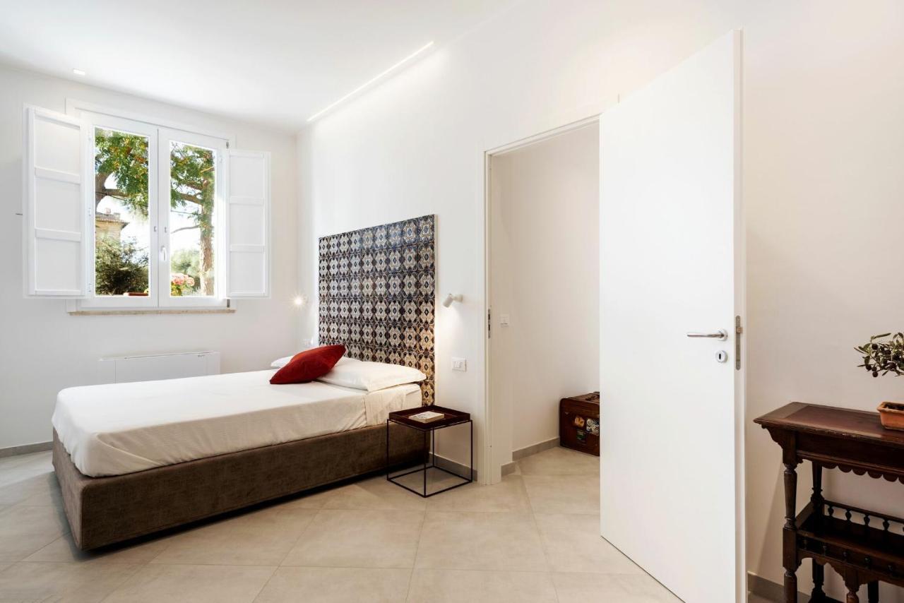 Villa Angelina - Charming Rooms & Apartments Trapani Bagian luar foto