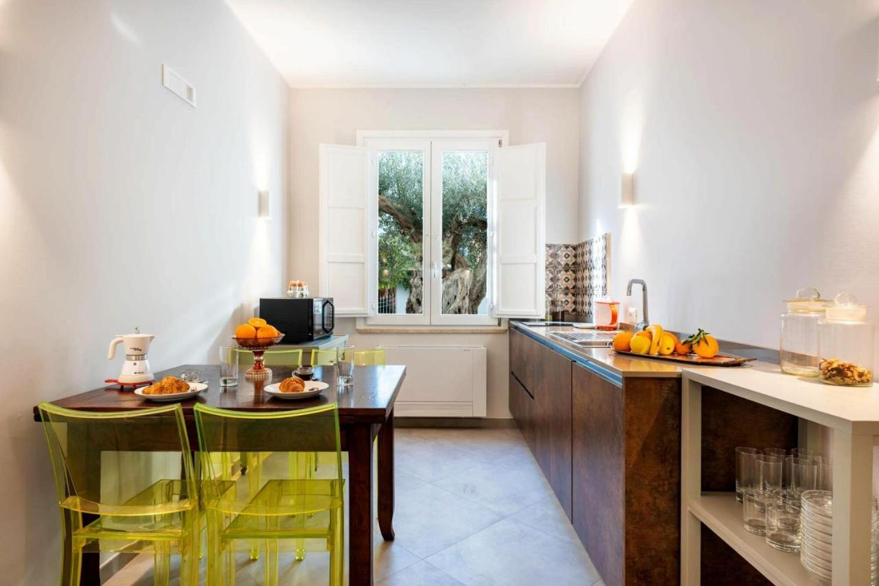 Villa Angelina - Charming Rooms & Apartments Trapani Bagian luar foto