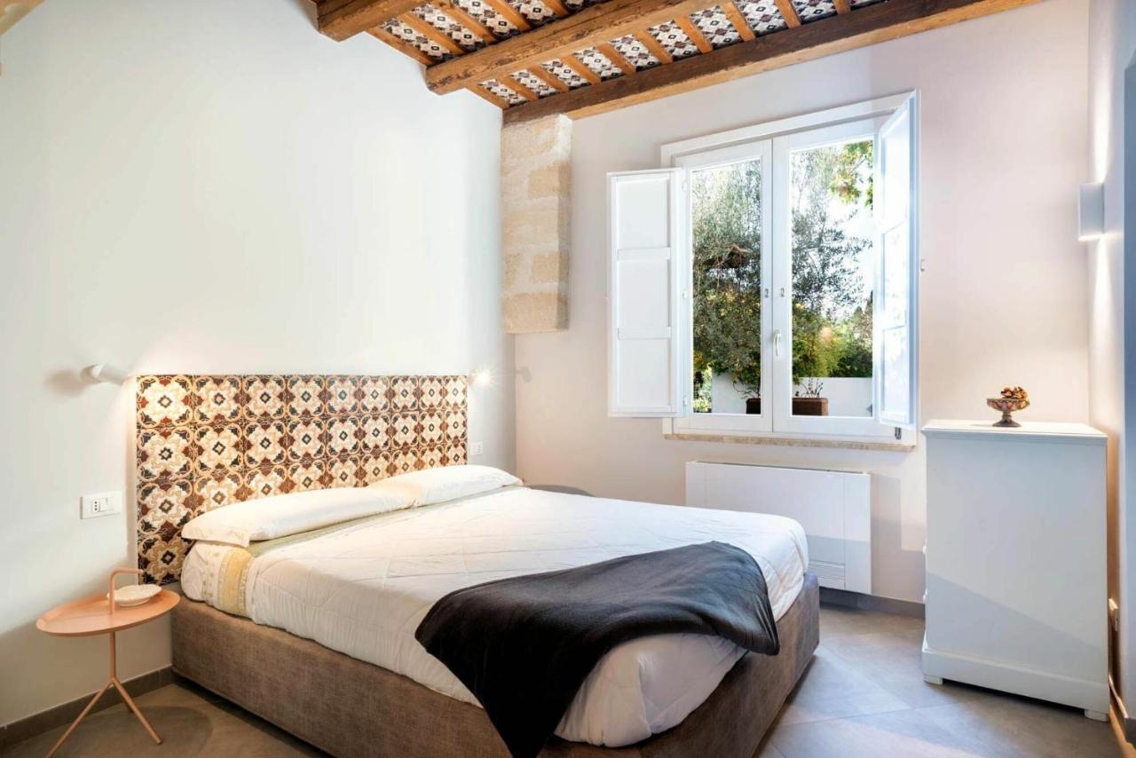 Villa Angelina - Charming Rooms & Apartments Trapani Bagian luar foto
