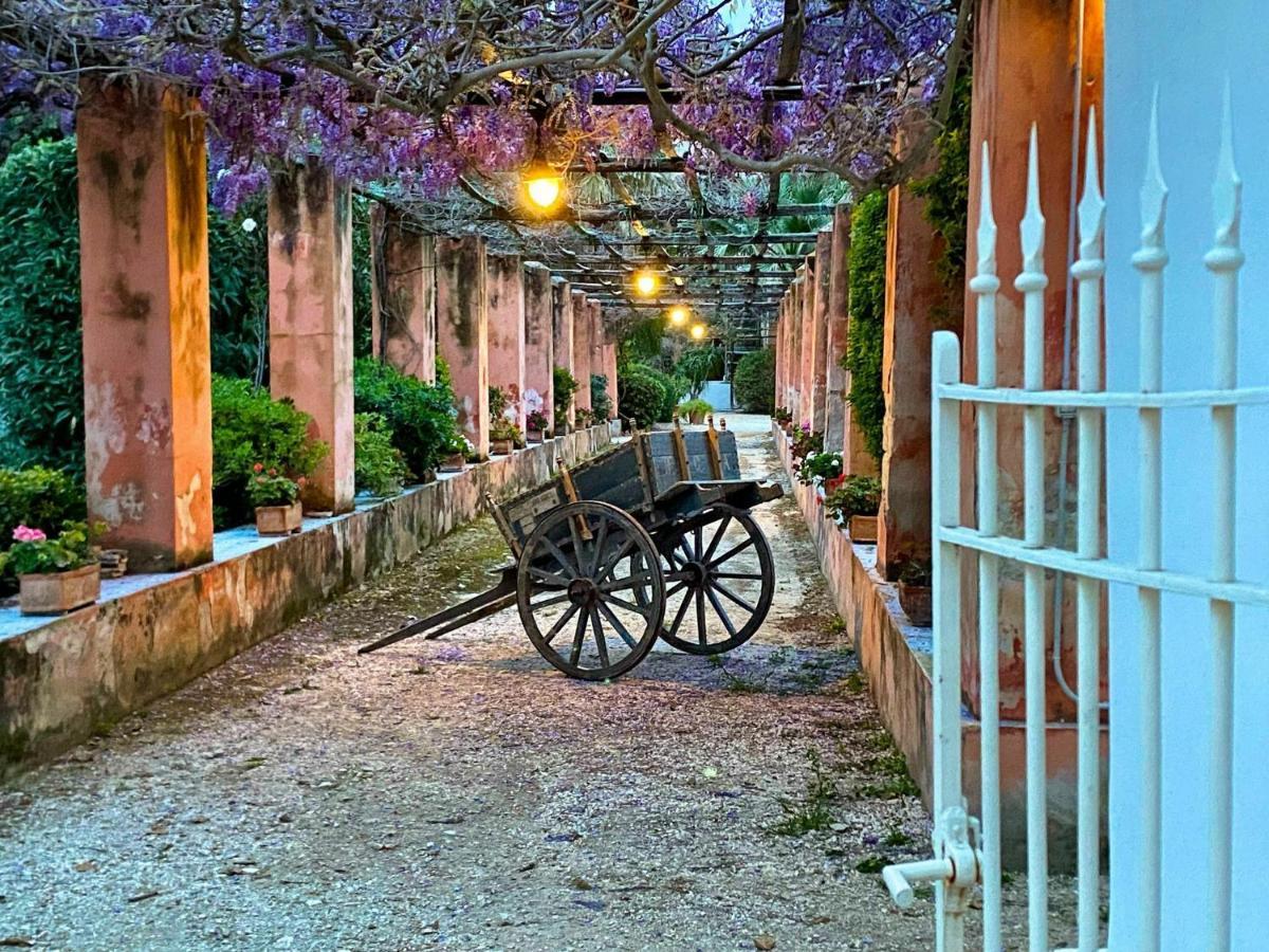 Villa Angelina - Charming Rooms & Apartments Trapani Bagian luar foto