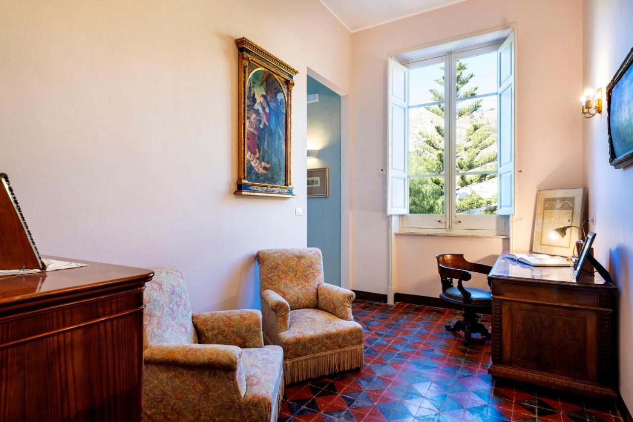 Villa Angelina - Charming Rooms & Apartments Trapani Bagian luar foto
