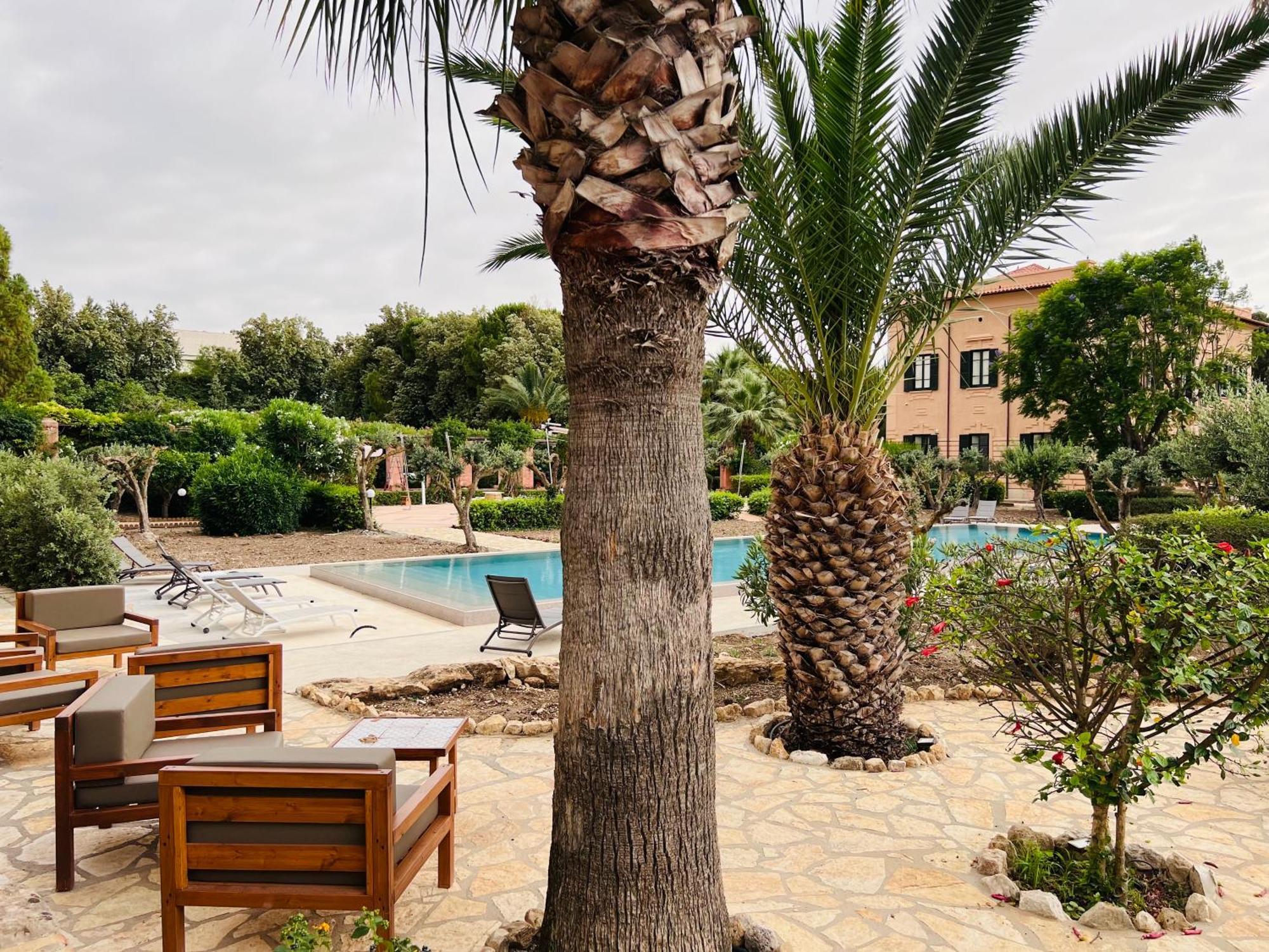 Villa Angelina - Charming Rooms & Apartments Trapani Bagian luar foto